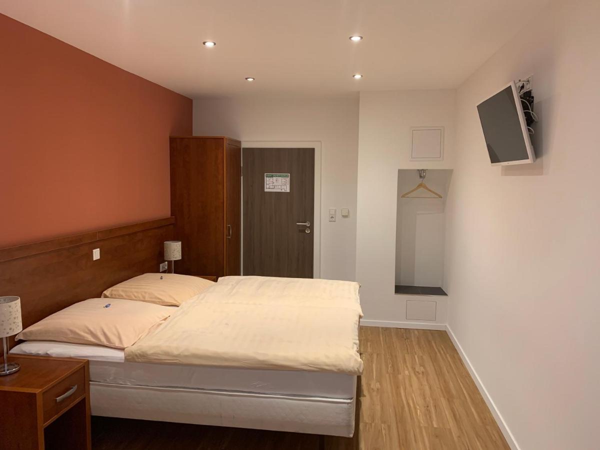 Hotel Restaurant Zur Post Wuppertal Ngoại thất bức ảnh