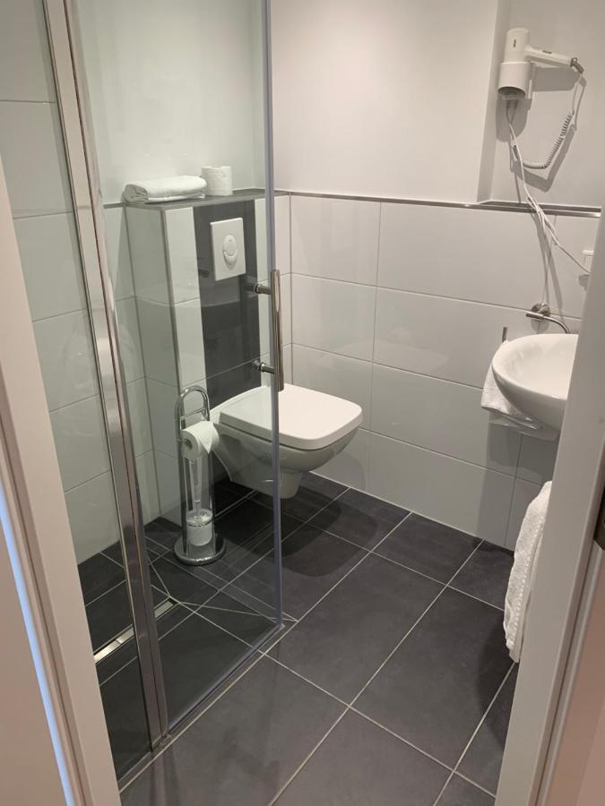 Hotel Restaurant Zur Post Wuppertal Ngoại thất bức ảnh