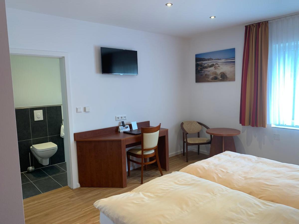 Hotel Restaurant Zur Post Wuppertal Ngoại thất bức ảnh