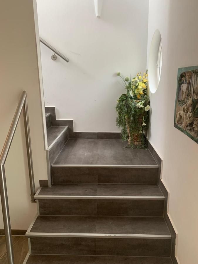Hotel Restaurant Zur Post Wuppertal Ngoại thất bức ảnh
